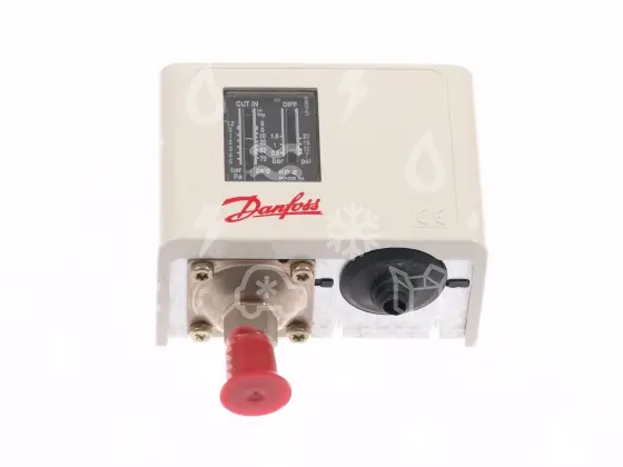 presostat DANFOSS nízkotlaký, KP2, -0,2 - 5,0 , auto, diference 0,4 - 1,5 , SPDT, šroub. 1/4